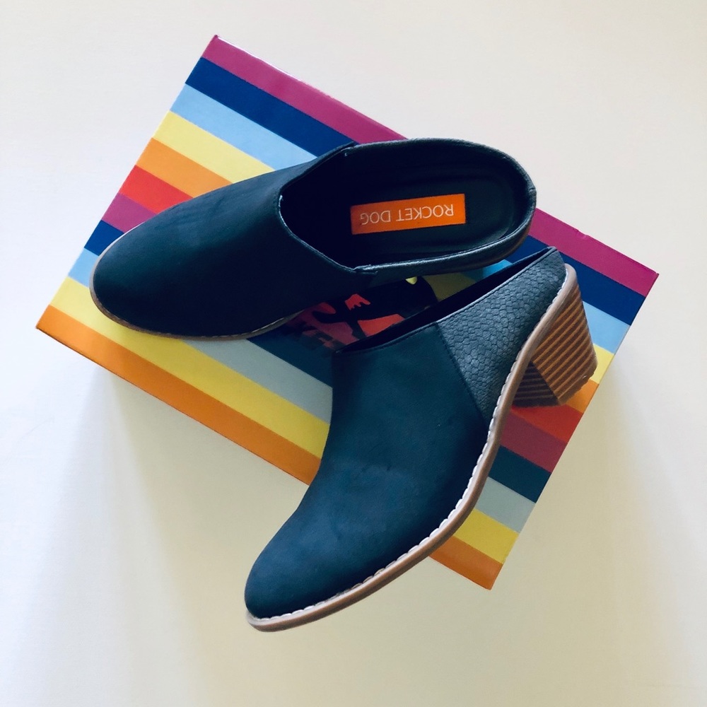 Black Mules